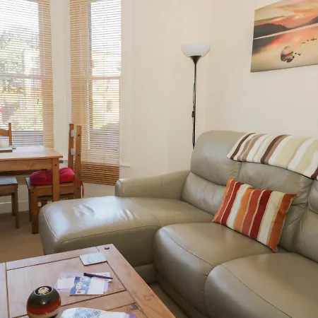 Lejlighed Garden Flat *